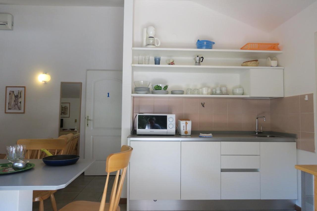 Apartman Number 9 Rovinj Exterior foto